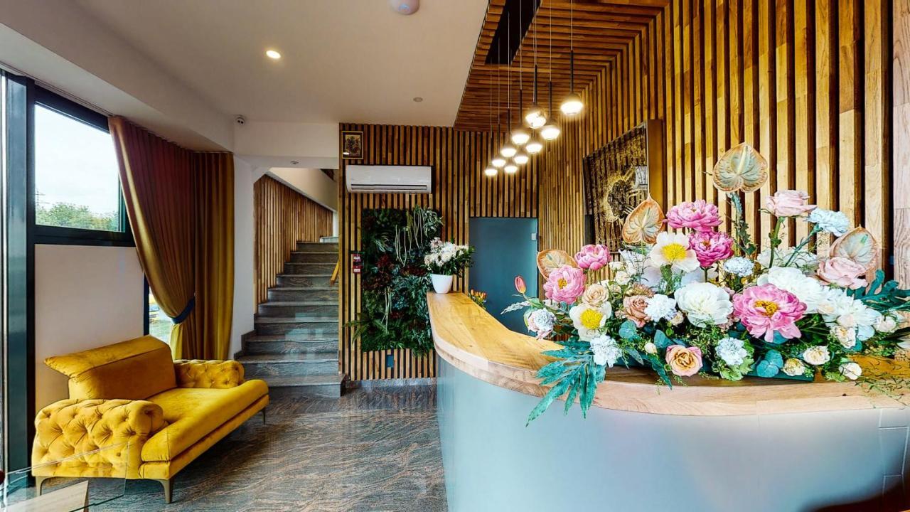 Hotel Angel Sofia Fălticeni Zewnętrze zdjęcie