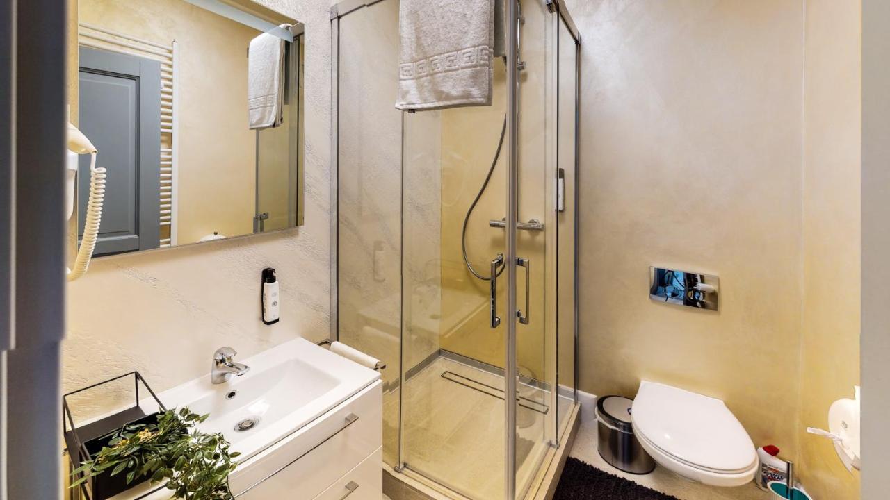 Hotel Angel Sofia Fălticeni Zewnętrze zdjęcie