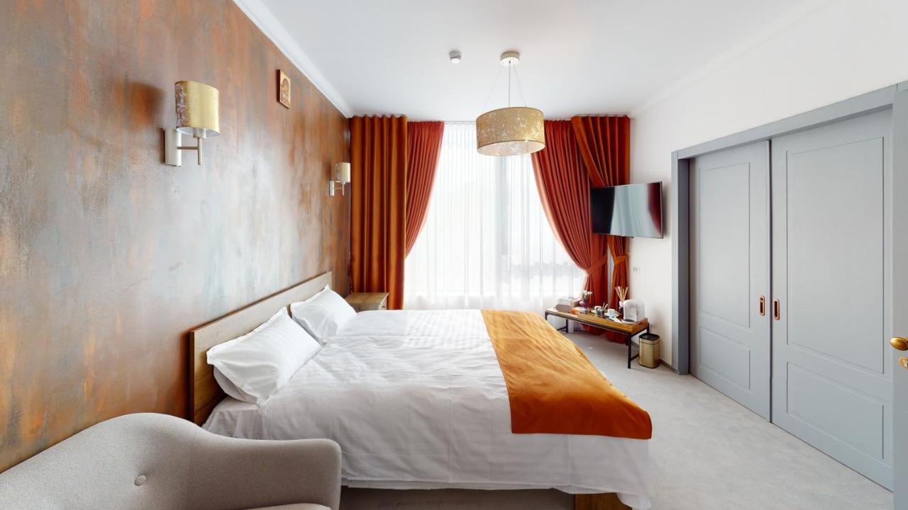 Hotel Angel Sofia Fălticeni Zewnętrze zdjęcie