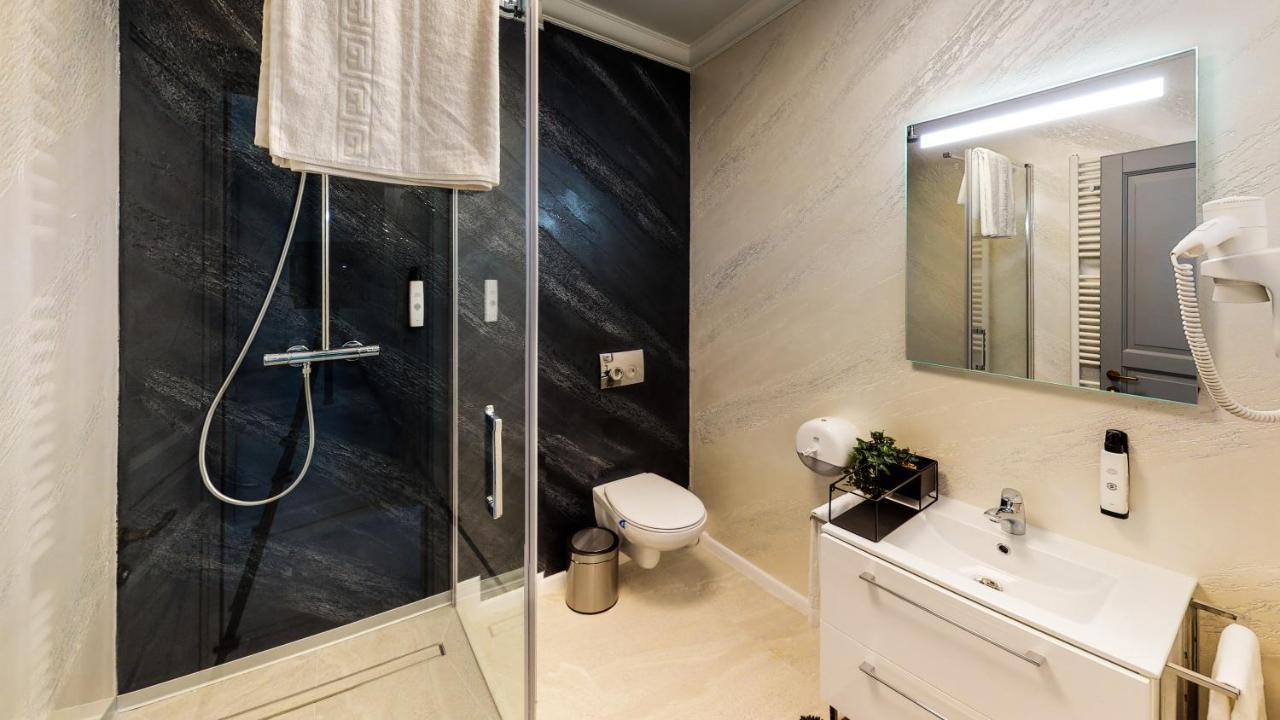Hotel Angel Sofia Fălticeni Zewnętrze zdjęcie